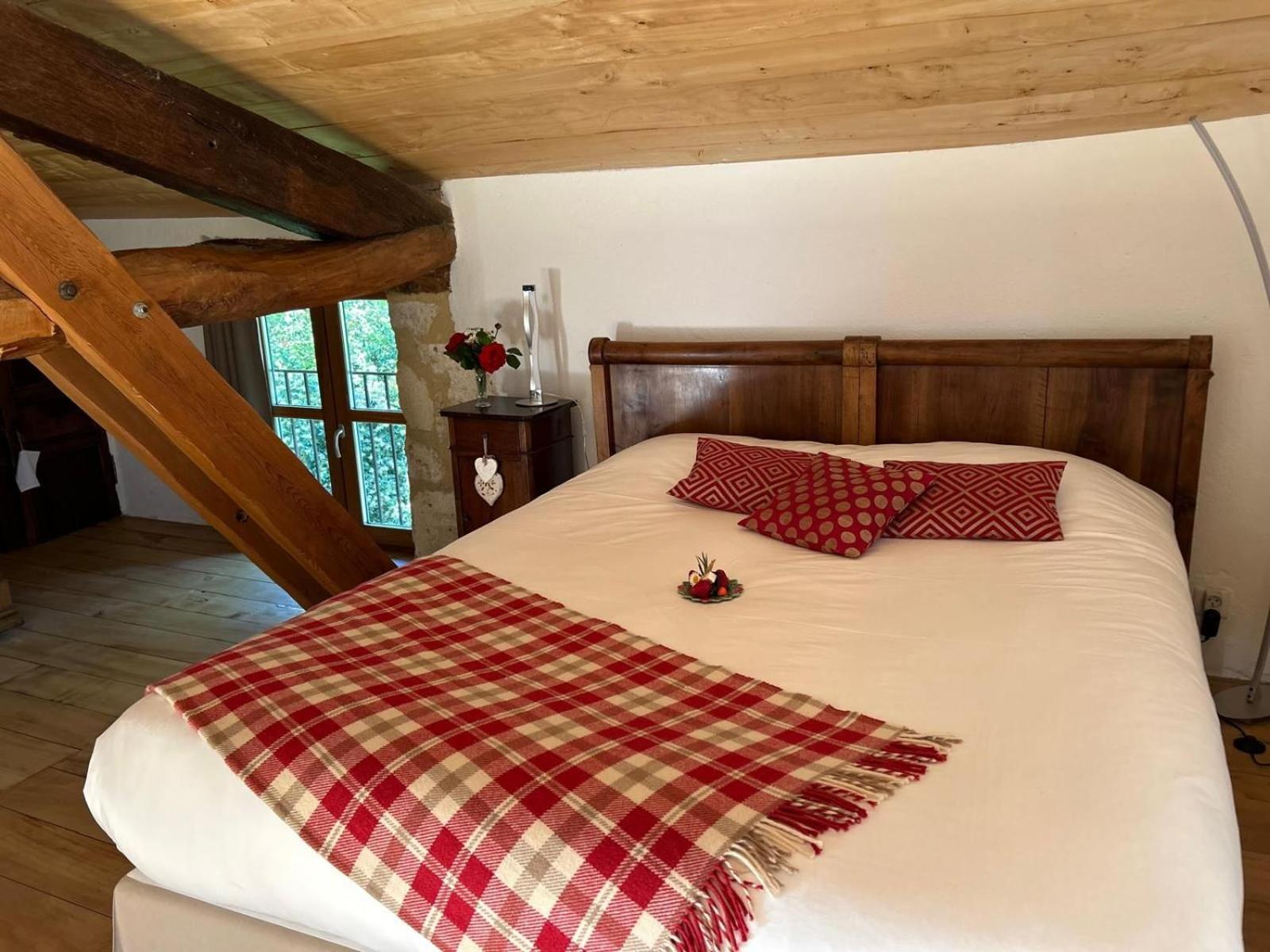Le Clos Pastel Chambres D'Hotes & Gite Virac 外观 照片